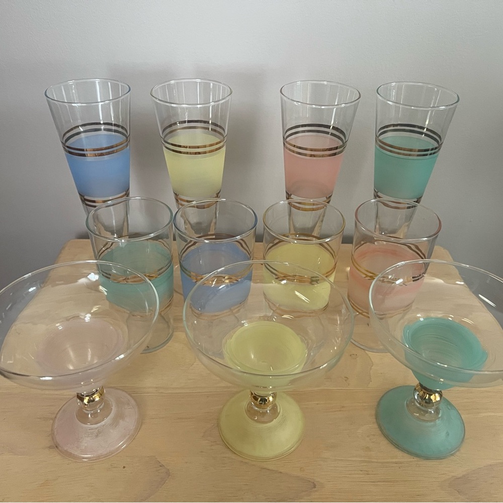 Pastel Multi-Color Glassware Set - Elegant Home Dining Collection - Picture 1 of 5